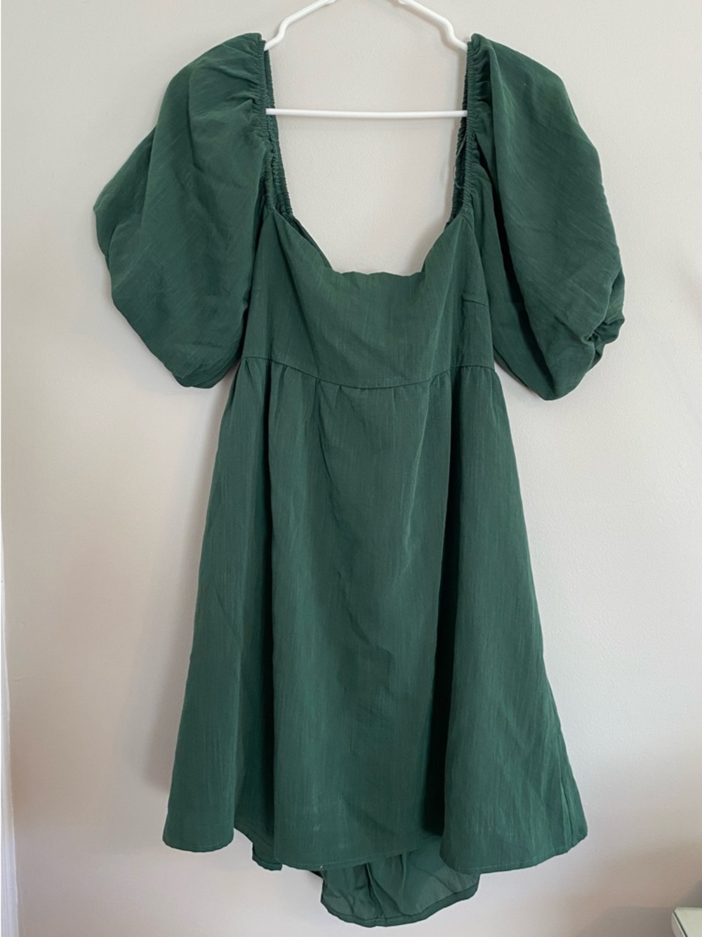 Francesca's mi ami Olive Green Top with Pink Label